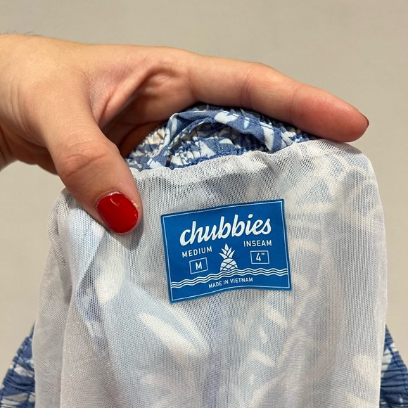 Chubbies Men’s Shorts Swimtrunks 4” Blue Floral Men’s Size Medium - Picture 3 of 4
